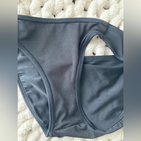 Black Bikini Bottom XS/S - Picture 7 of 11